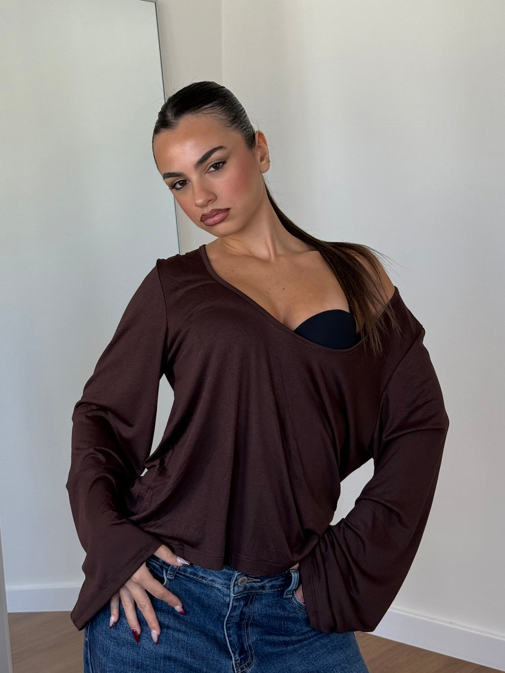 VEILED V LONGSLEEVE SHIRT BROWN