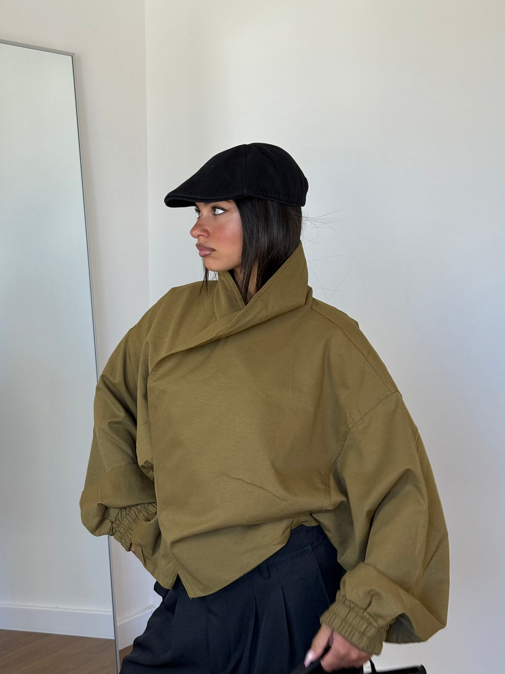 FUNNEL-NECK CROP JACKET GREEN