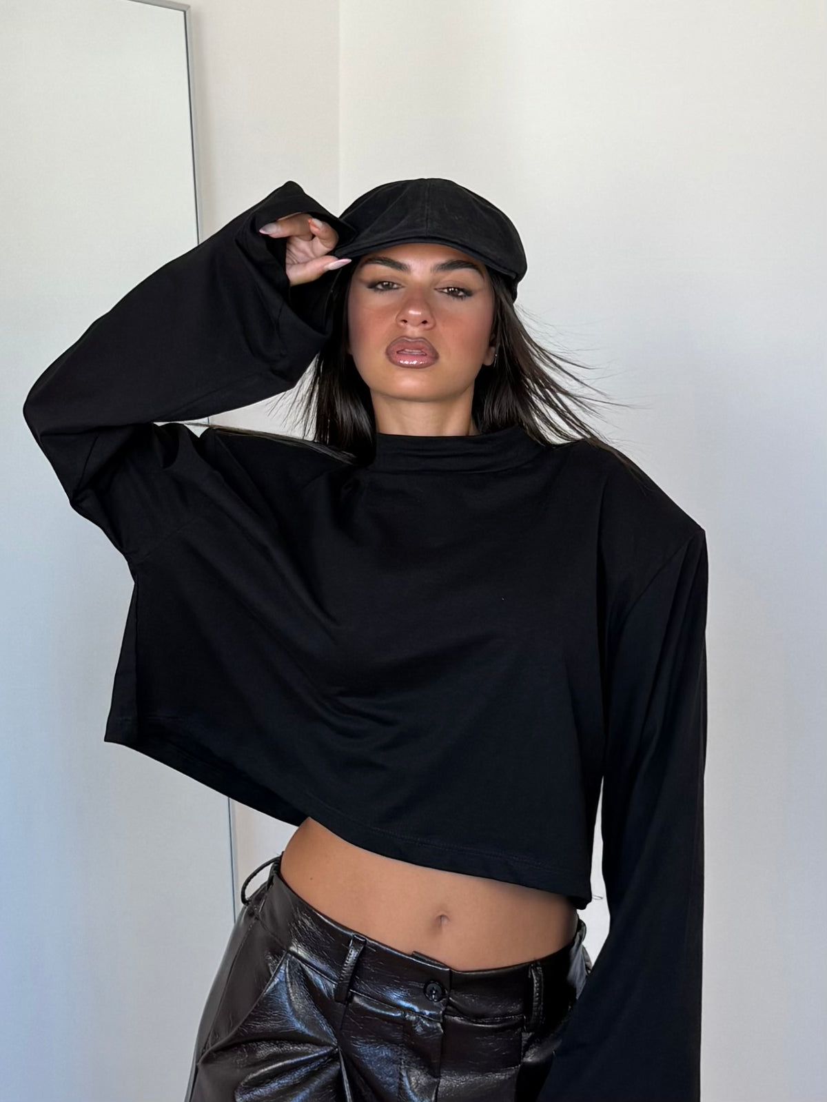 CROP LONGSLEEVE SHIRT BLACK