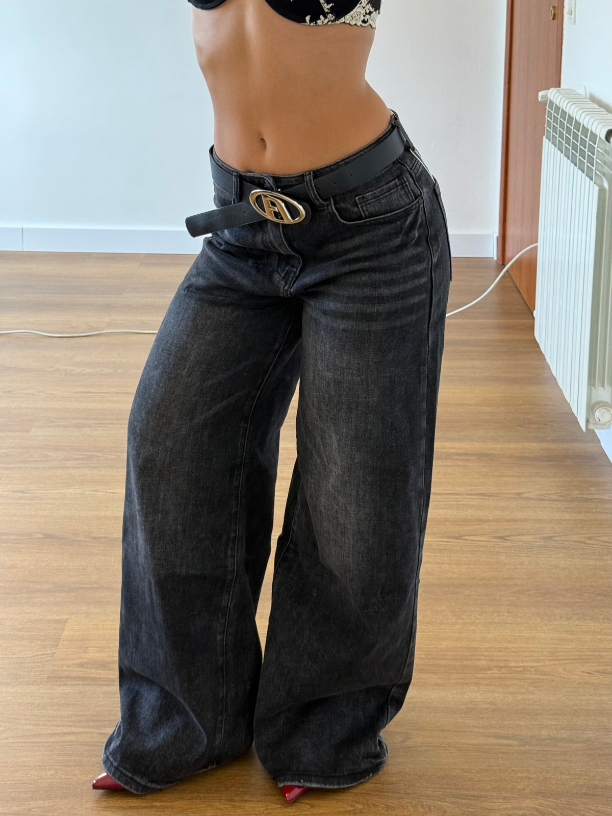 DIESEL STRAIGHT FIT BLACK DENIM