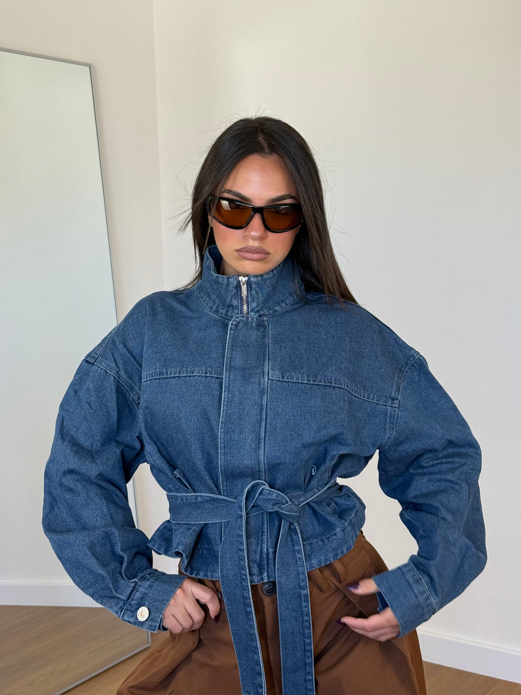 CROP FUNNEL-NECK DENIM JACKET