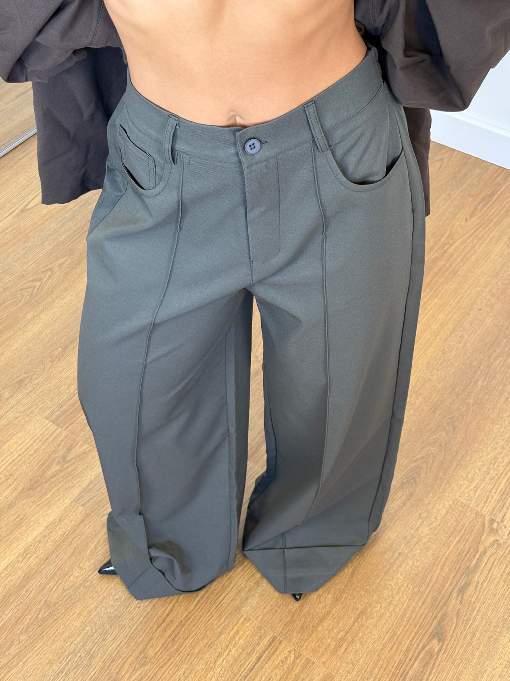 WIDELINE WIDE PANT GREY