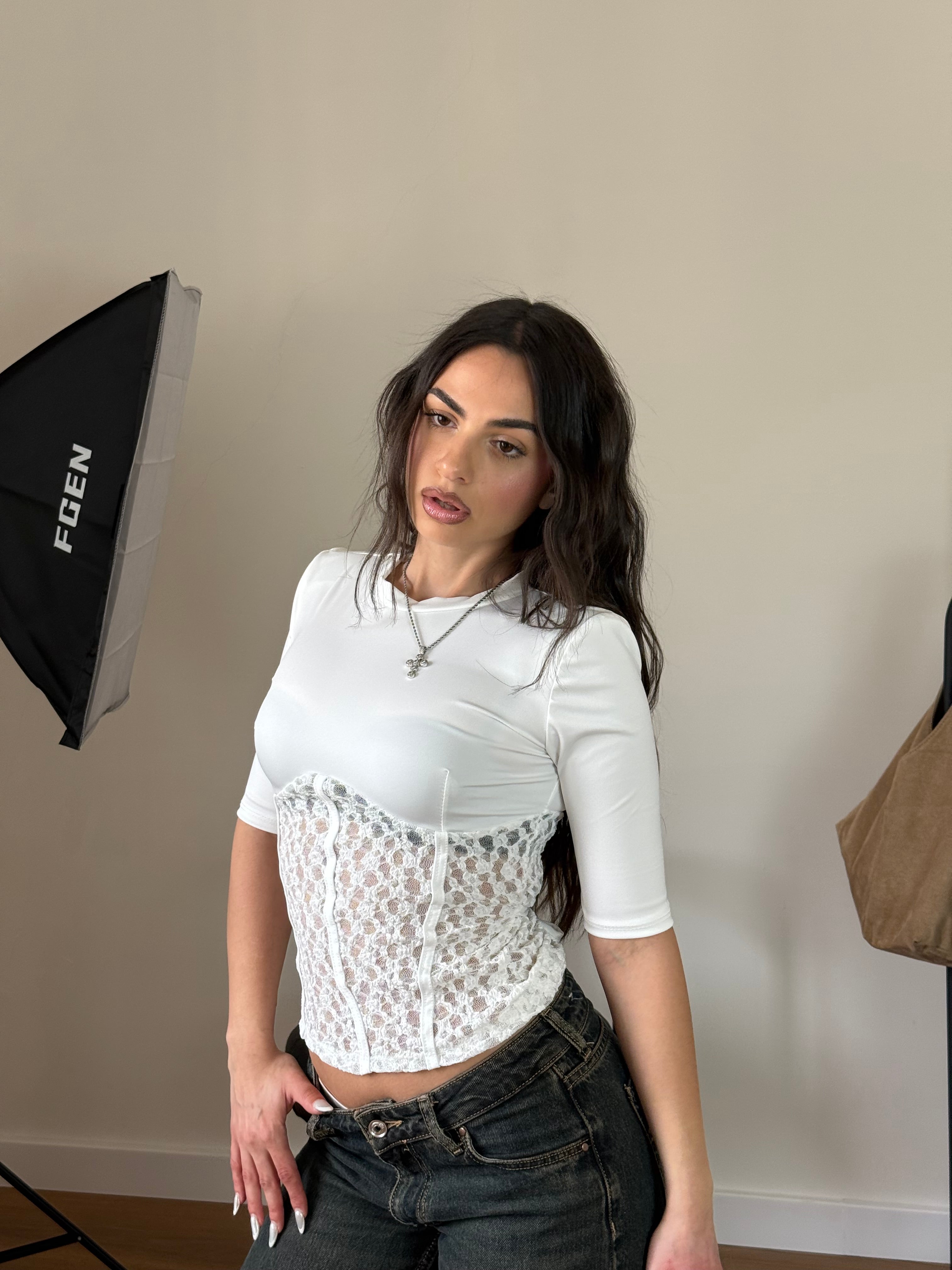 CROP SHIRT BUSTINO IN PIZZO BIANCA