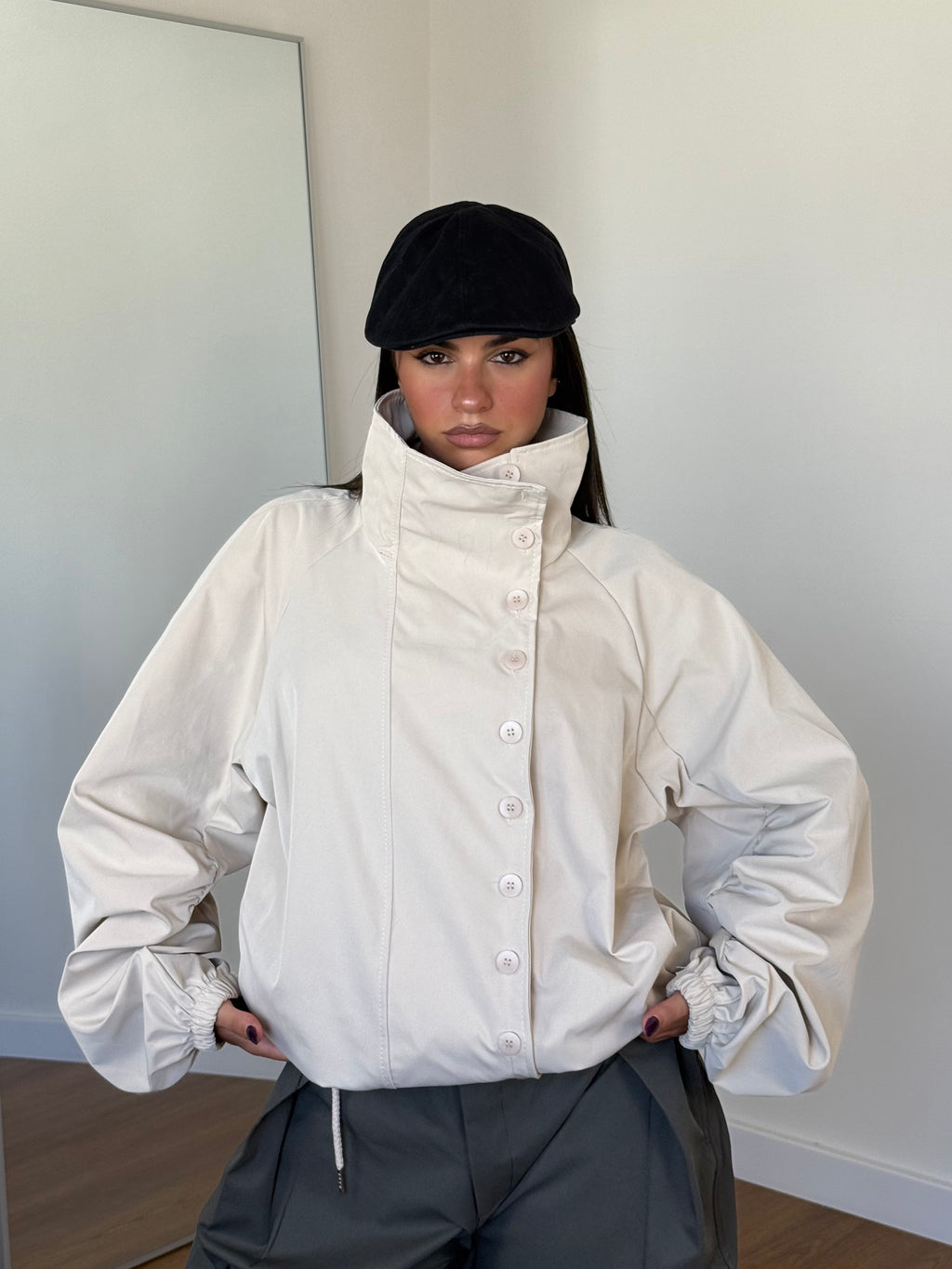 FUNNEL-NECK TRENCH JACKET CREAME