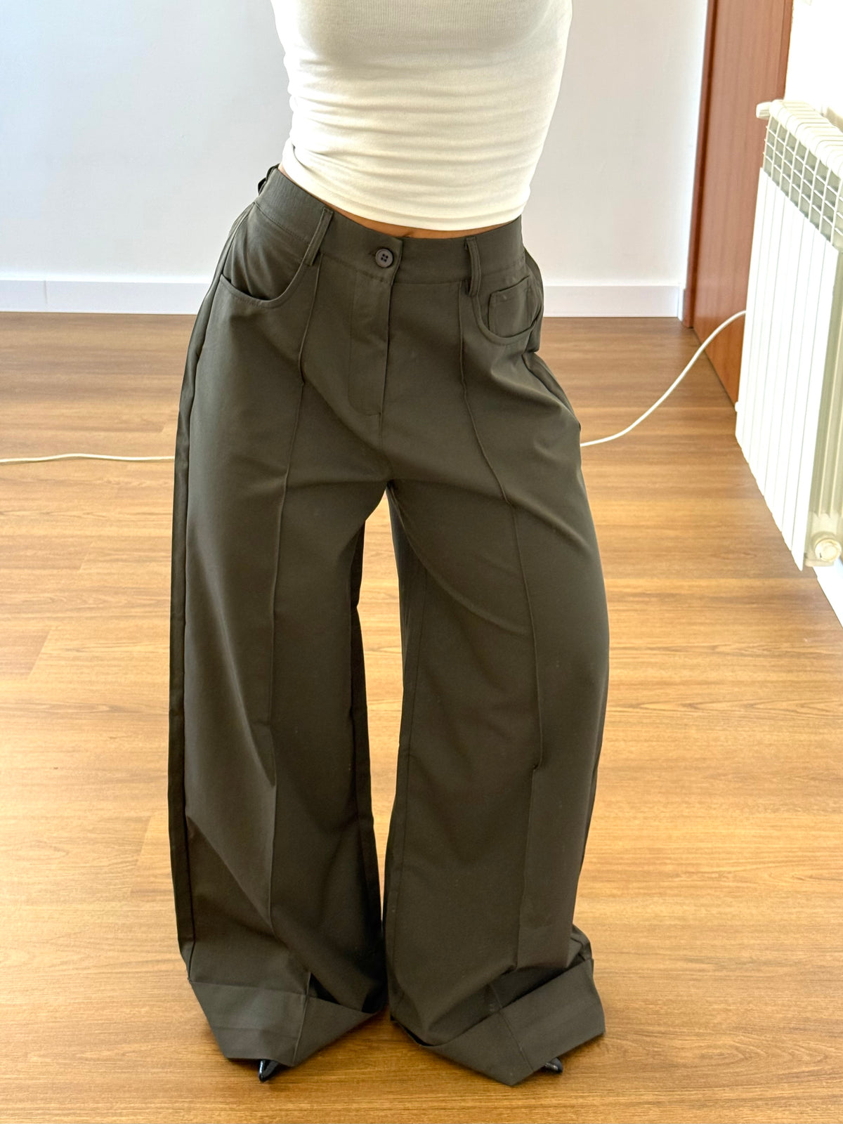 WIDELINE WIDE PANT GREY