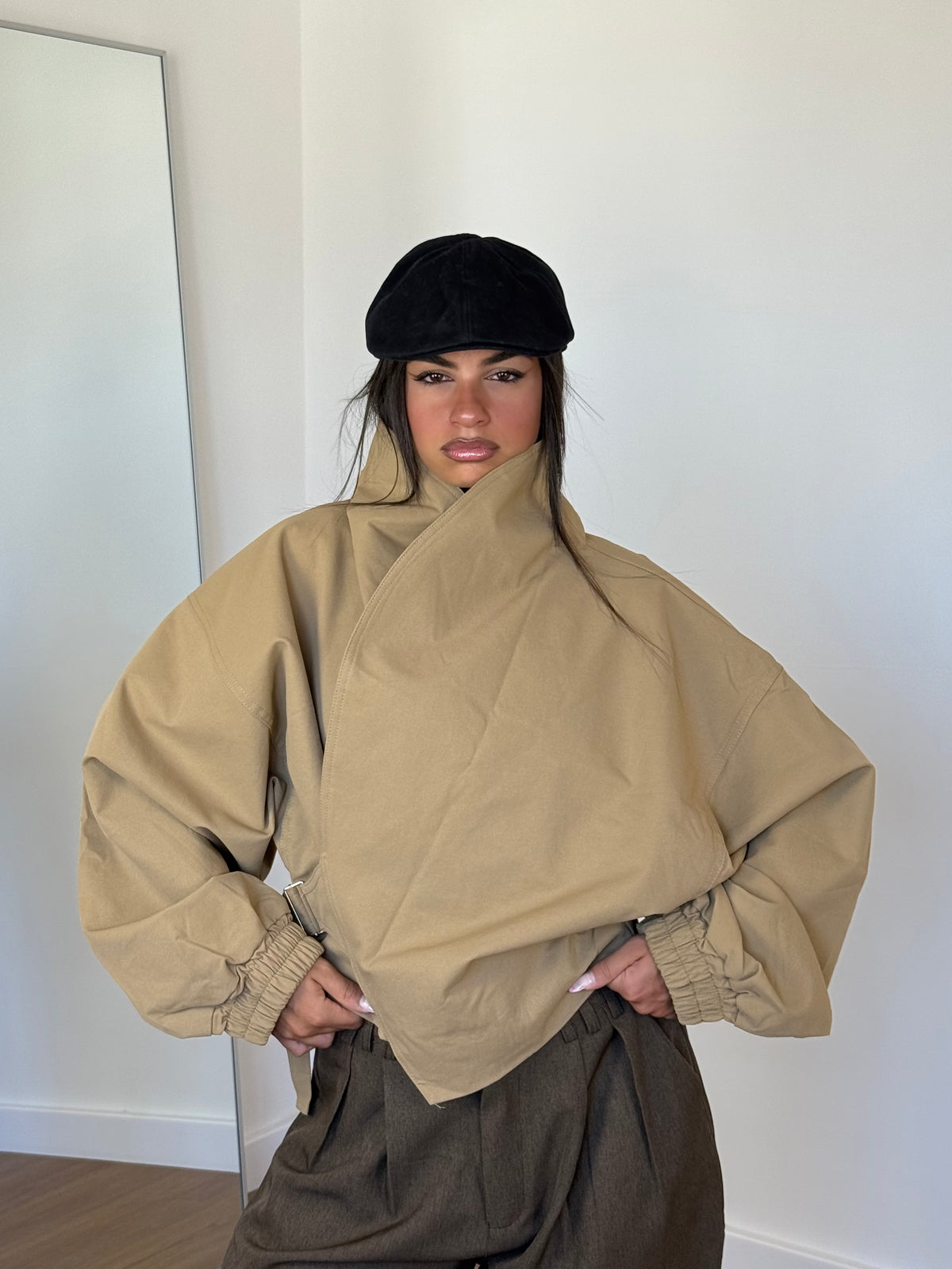 FUNNEL-NECK CROP JACKET SAND