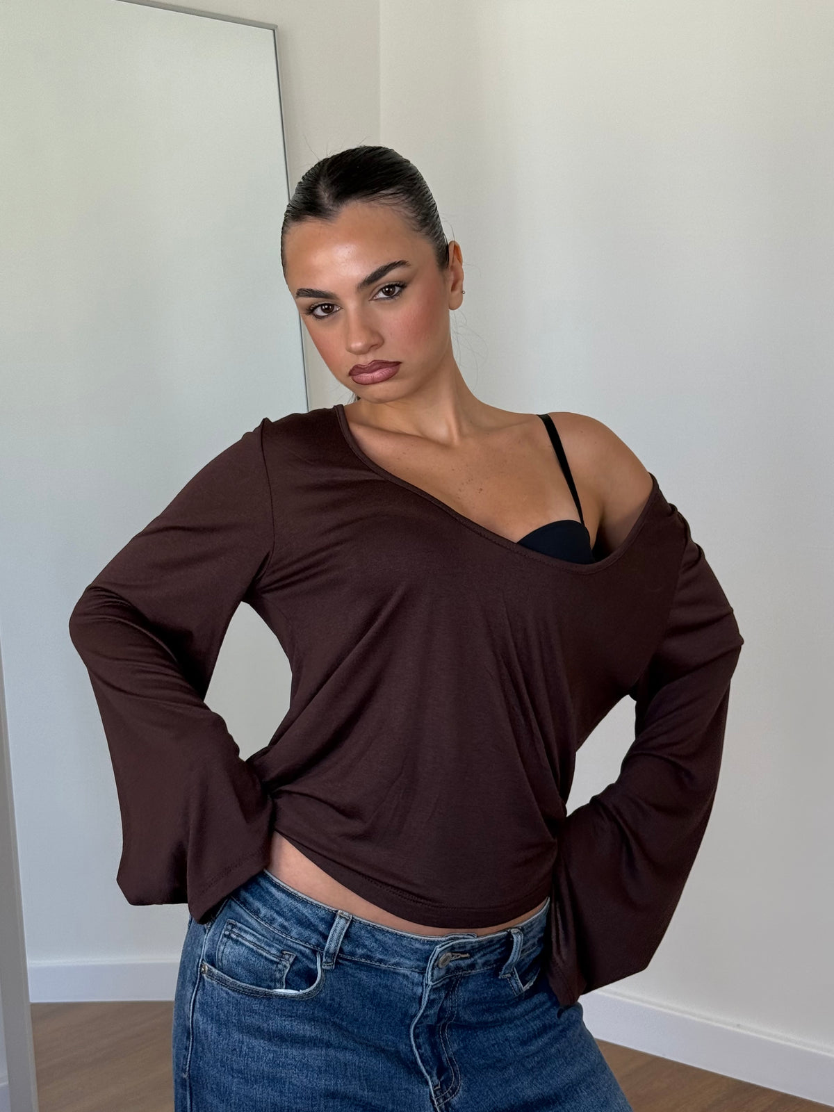 VEILED V LONGSLEEVE SHIRT BROWN