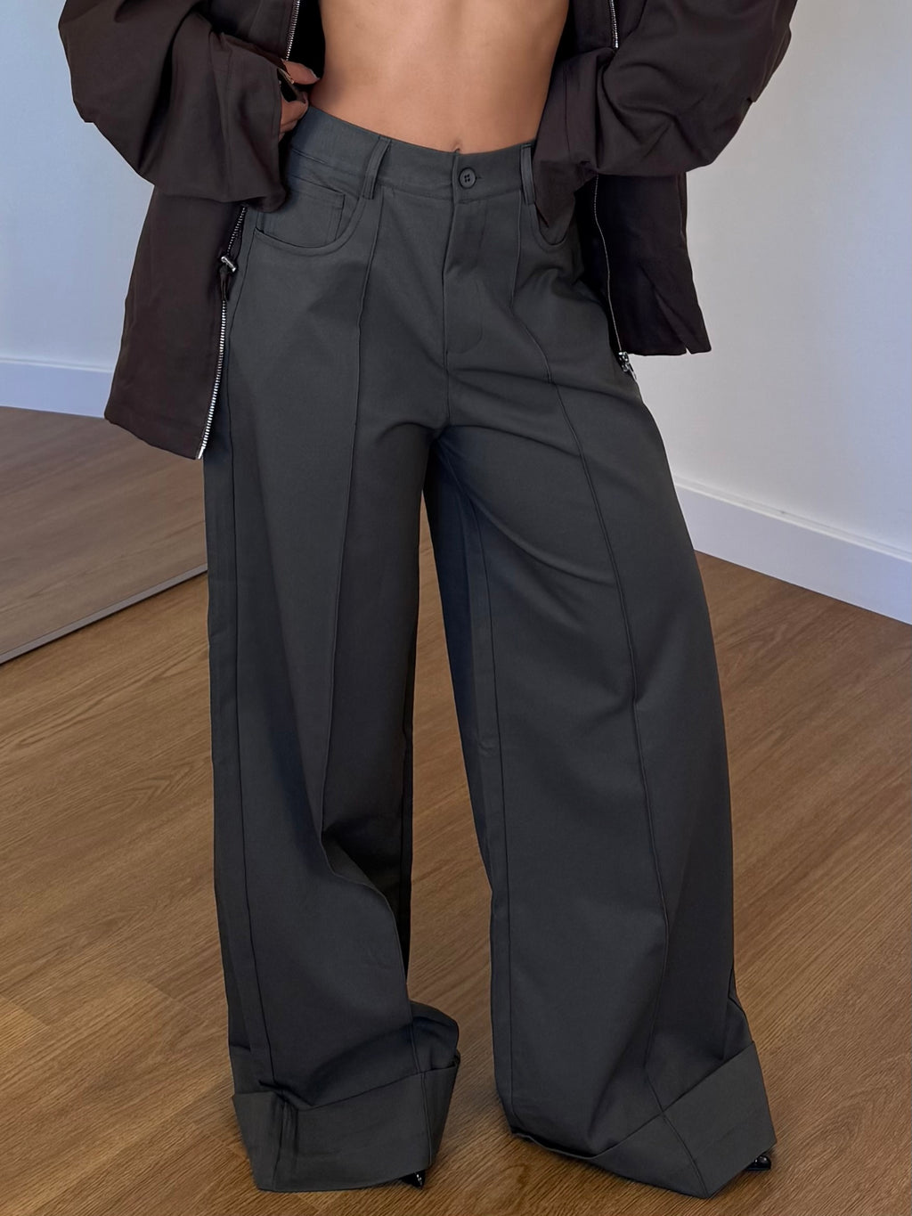 WIDELINE WIDE PANT GREY