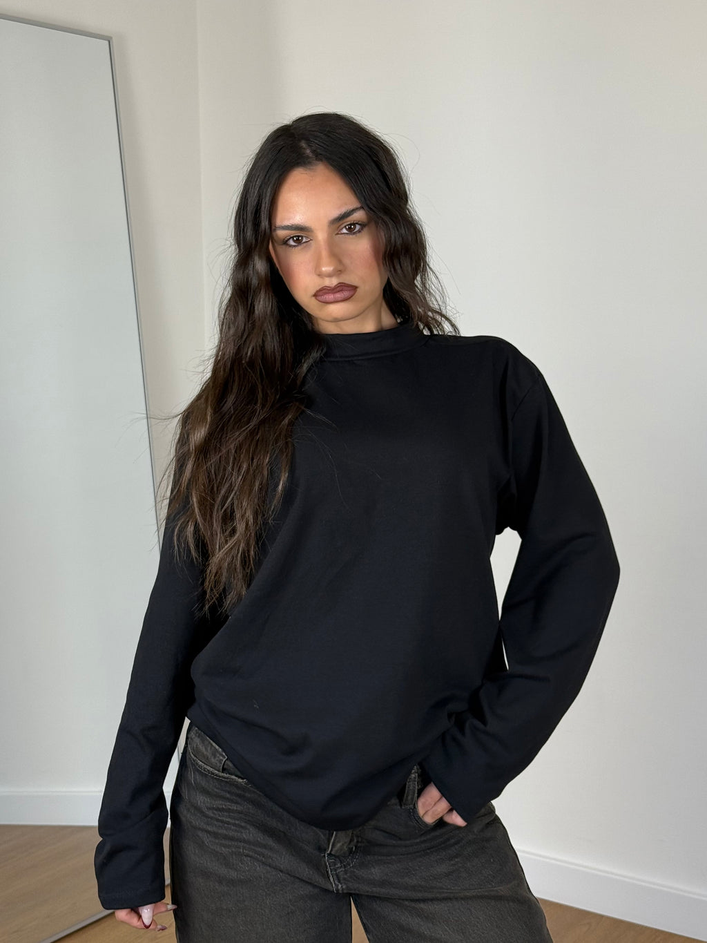 BASIC LONGSLEEVE MOCK-NECK SHIRT BLACK