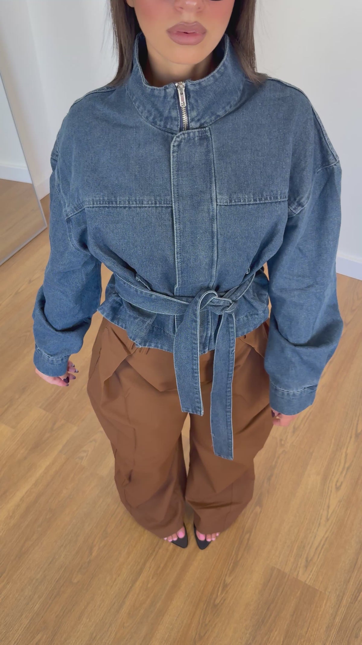 CROP FUNNEL-NECK DENIM JACKET